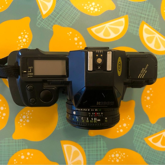 Ricoh XR-X or XR-M in other markets - comes with 3 lenses - Picture 3 of 10